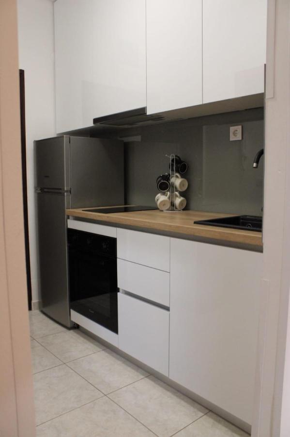Mihaela Studio Apartmans 150M Near The Beach Kastela Exterior photo